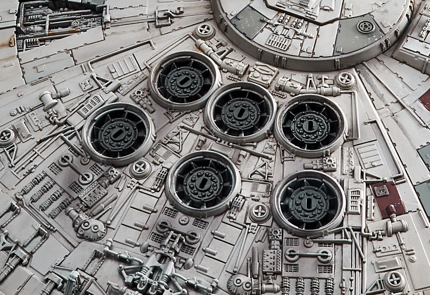 Bandai 1/144 Millennium Falcon (Star Wars:The Rise of Skywalker)