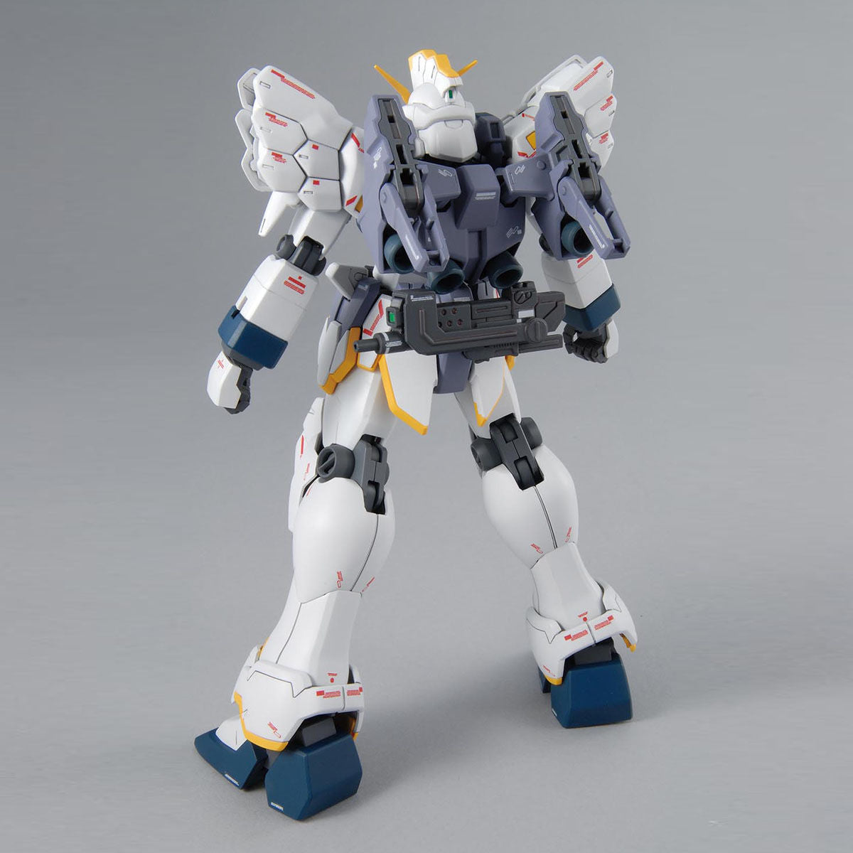 MG 1/100 Gundam Sandrock EW (Armadillo Unit)