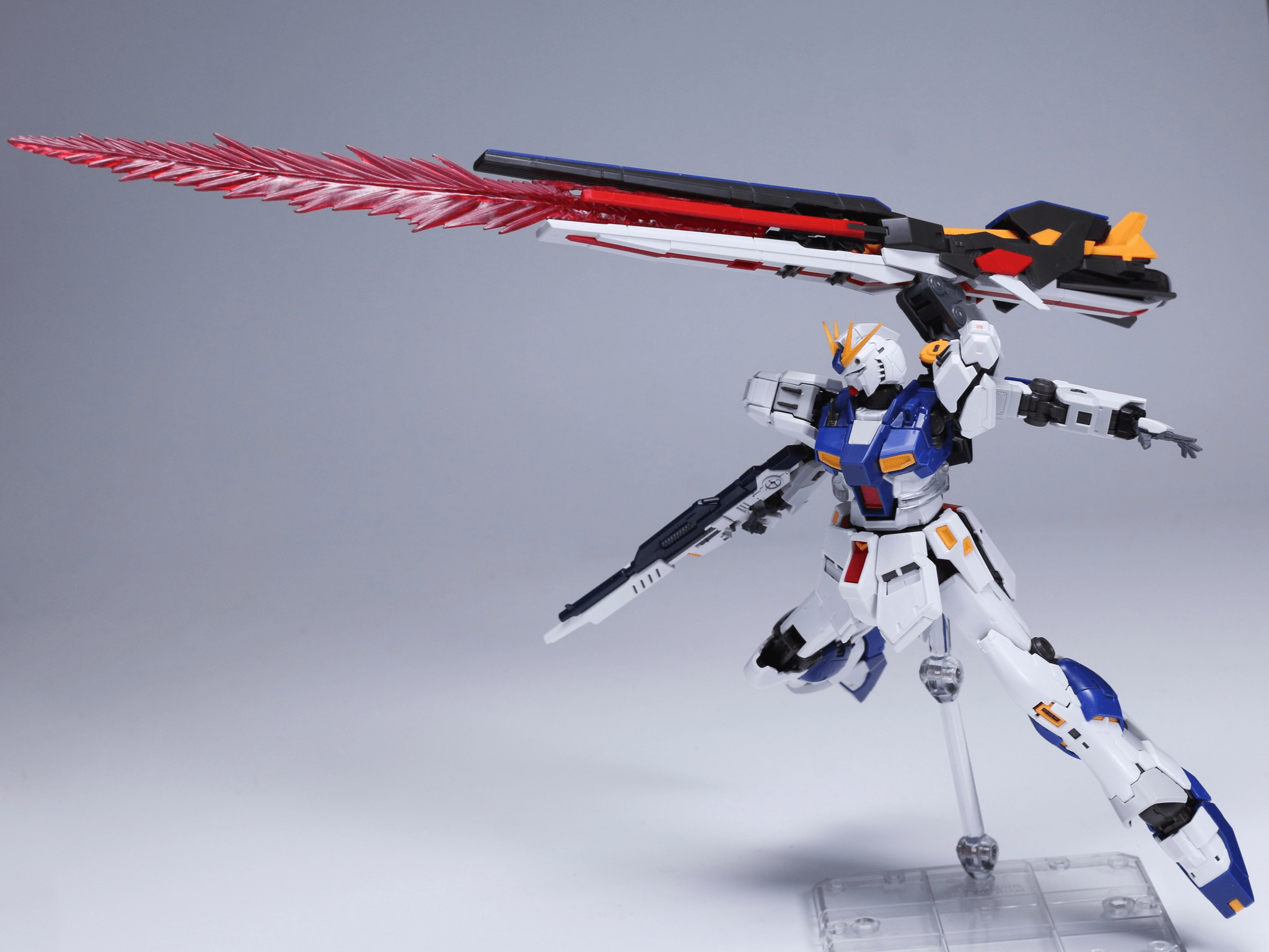 Real Grade #32-SP: RX-93FF NU-GUNDAM with Long Range Fin Funnel (1/144  scale RG--Limited Edition Gundam Fukuoka Park Japan Exclusive)